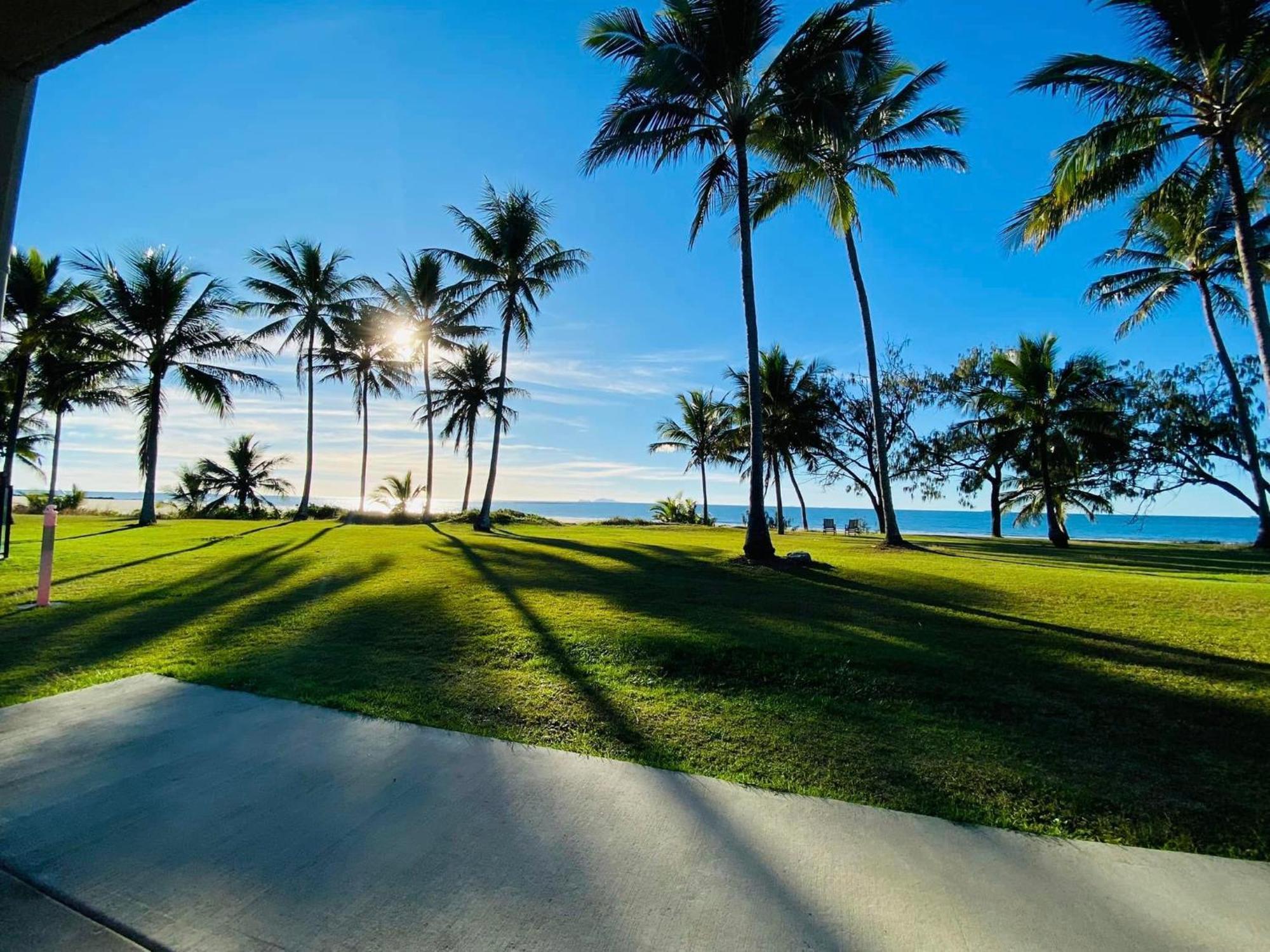 Grasstree Beach Sarina Beach Motel المظهر الخارجي الصورة